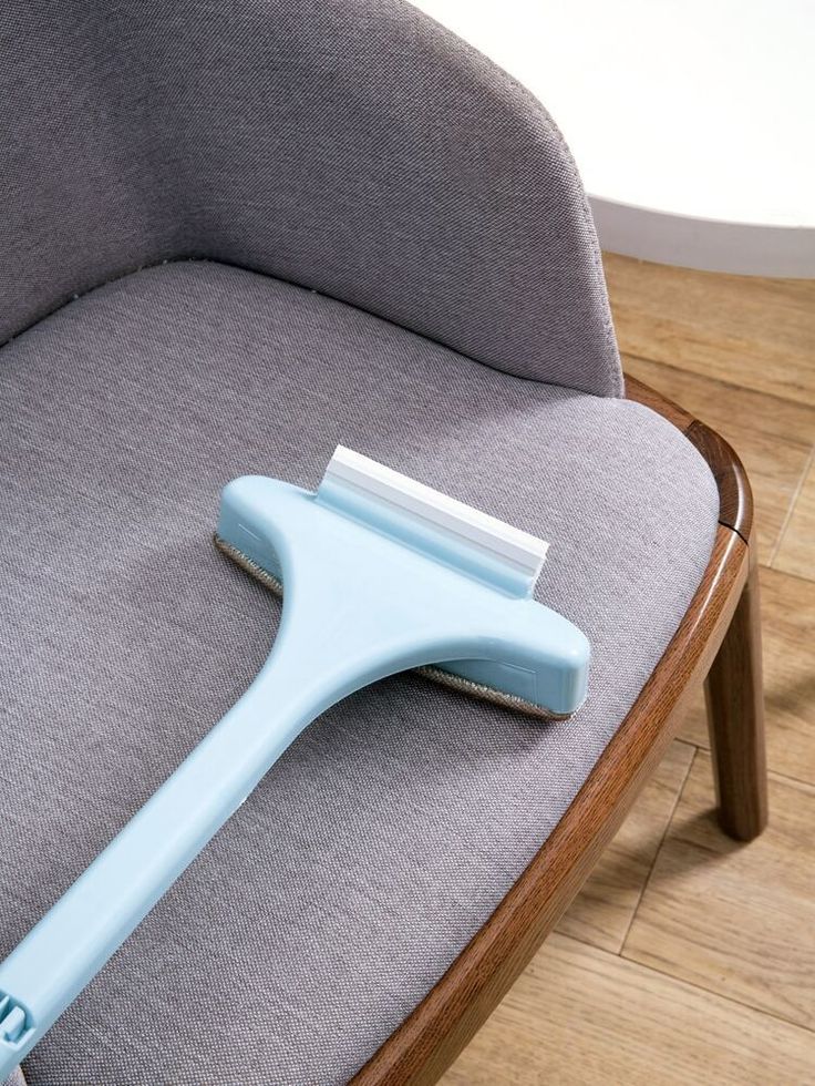 MEESH CLEANER BRUSH AND WIPER 2 IN 1